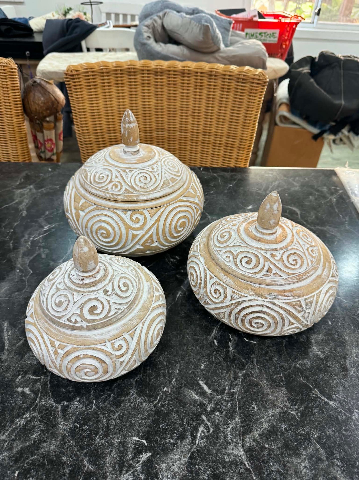 Timber Tiki Bowl & Lid Set of 3 Light Cream