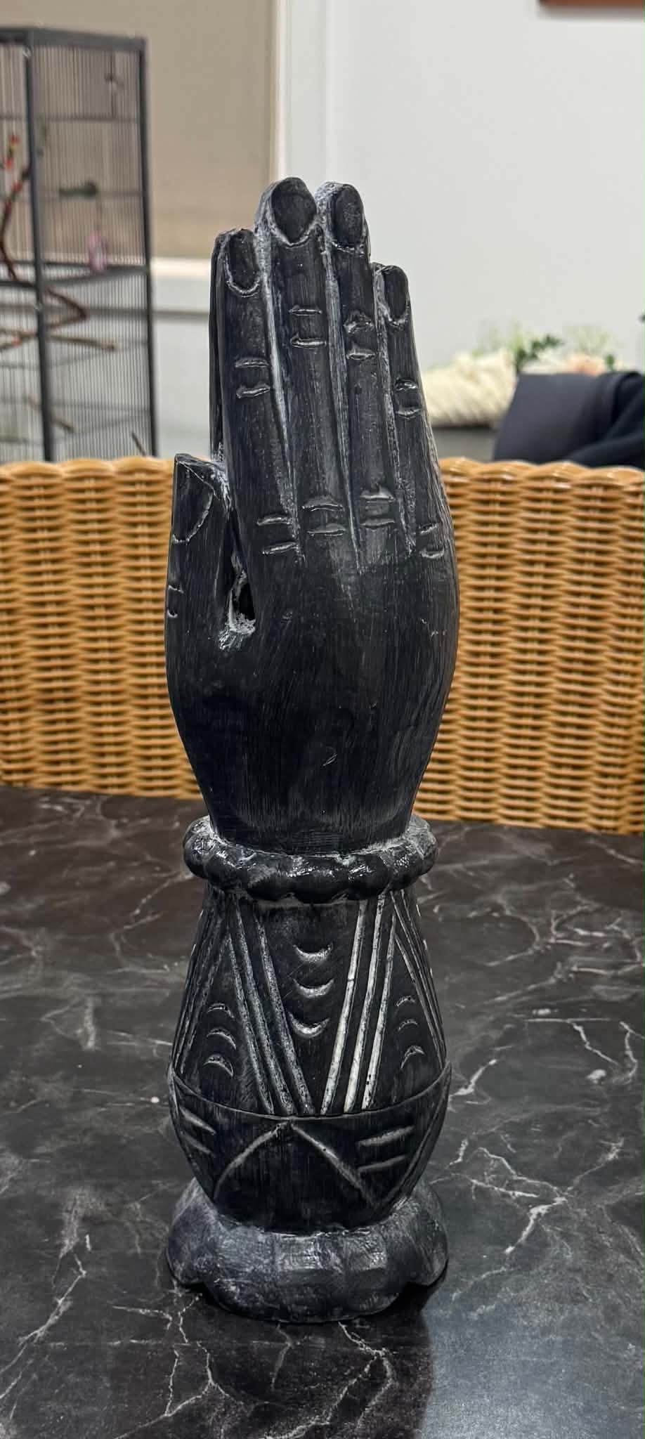 Praying Hand Black