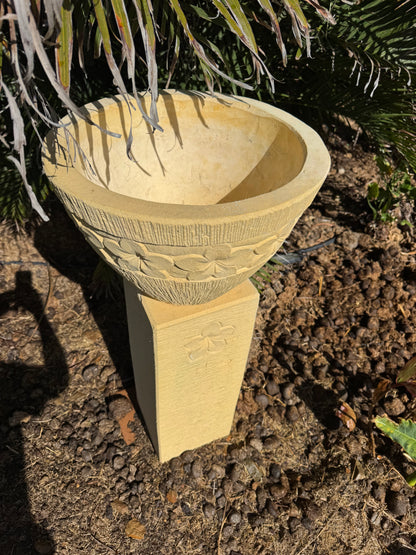 Frangipani Stand & Cream Bowl 110cm Tall
